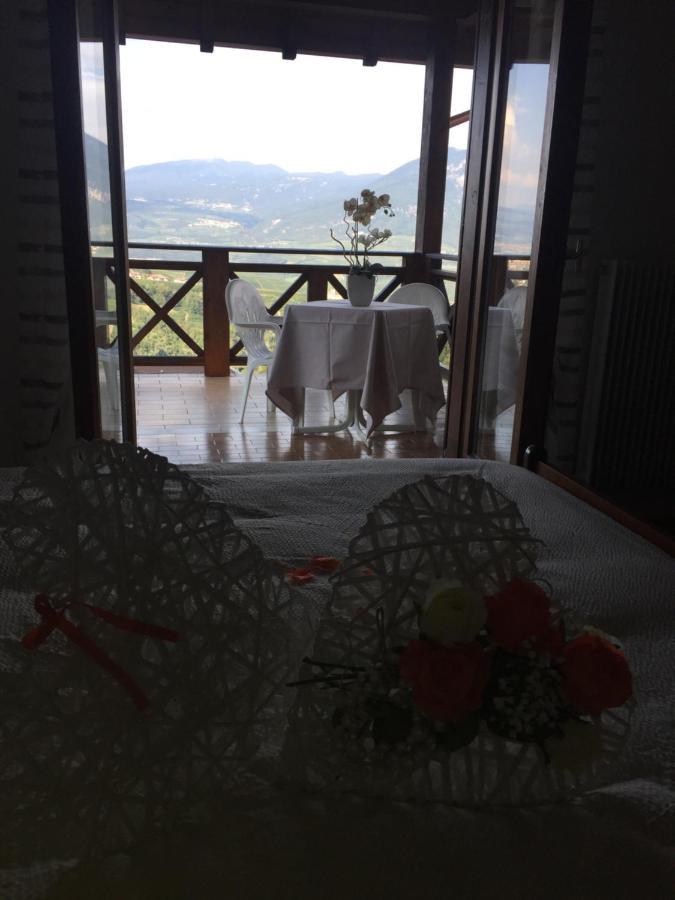Hotel Ristorante Scoiattolo 스포르미노레 외부 사진