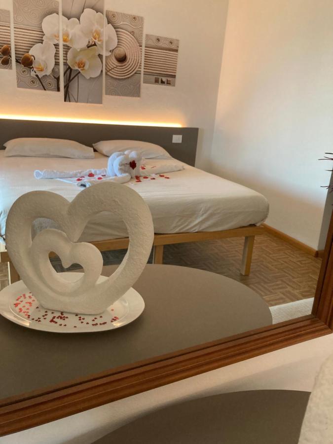 Hotel Ristorante Scoiattolo 스포르미노레 외부 사진